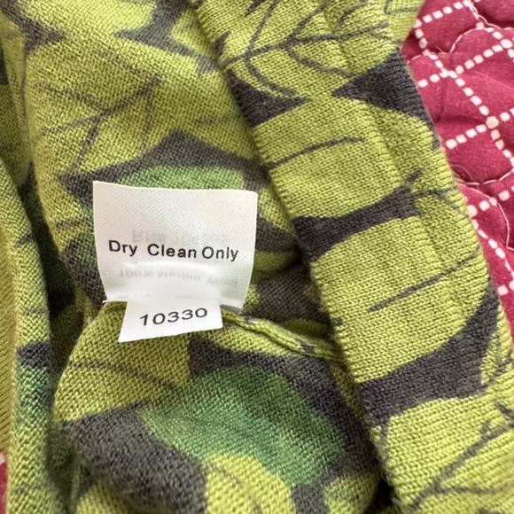 Garnet Hill . Size Large, but fits medium. - Picture 6 of 6